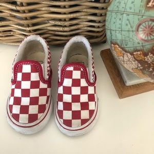 VANS slip on’s SIZE 5